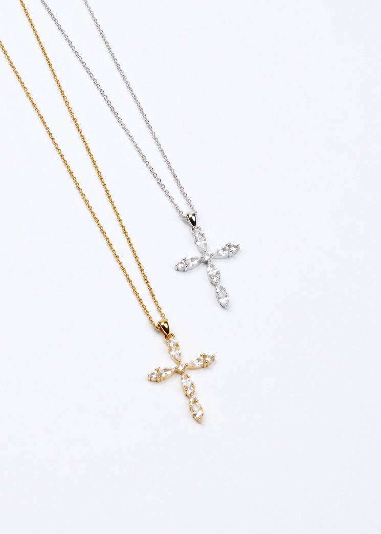 Colier Cross
